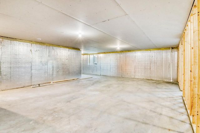 3521 Grandwood Drive N, Fargo, ND 58102