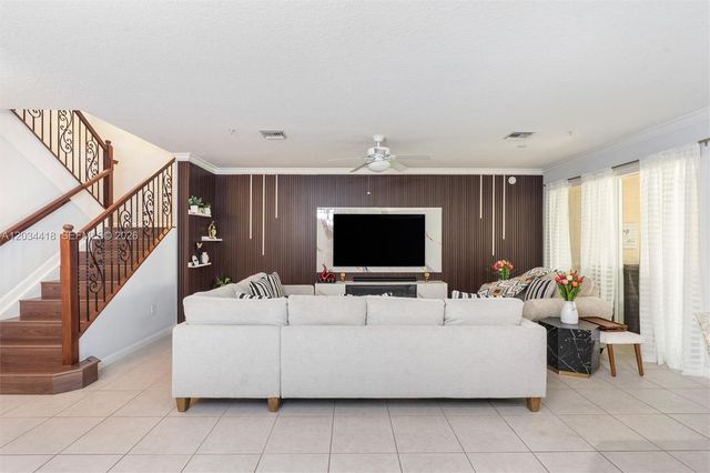 2925 NW 126th Ave 105, Sunrise, FL 33323