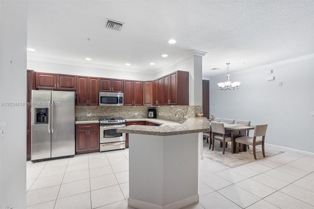 2925 NW 126th Ave 105, Sunrise, FL 33323