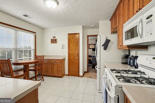 1385 Wheatfield Drive, Lawrenceville, GA 30043