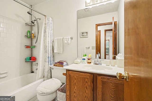 1385 Wheatfield Drive, Lawrenceville, GA 30043