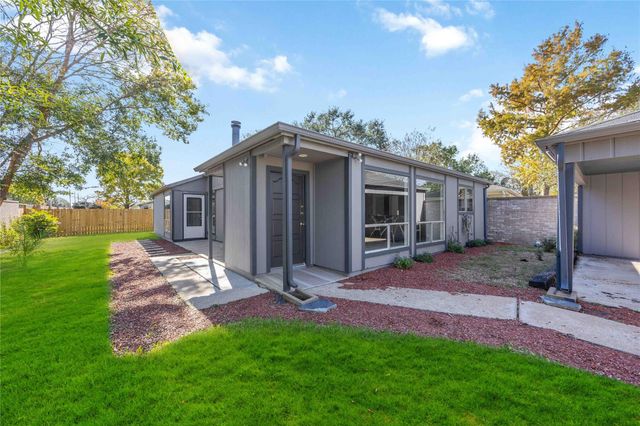 16103 Grassy Creek Drive, Houston, TX 77082