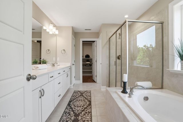200 Woodstaff Avenue, Wake Forest, NC 27587