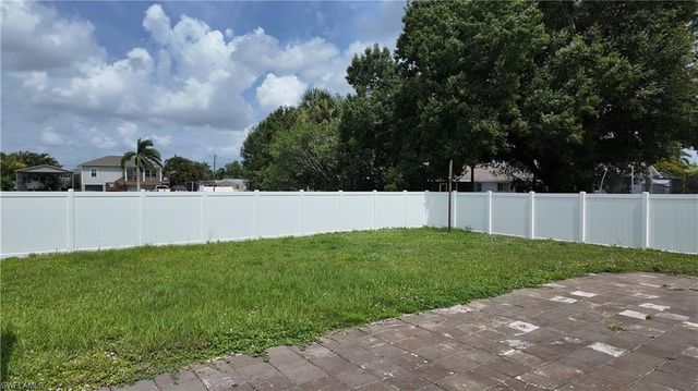 311 Oklahoma AVE, Fort Myers, FL 33905