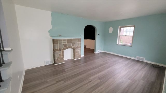 1802 Alcoa Dr, Arnold, PA 15068