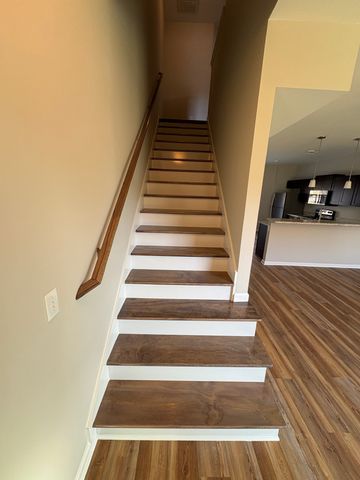 1182 Long Hollow Pike Apt L3, Gallatin, TN 37066