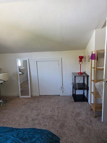 420 14th Street S, Moorhead, MN 56560