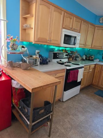 420 14th Street S, Moorhead, MN 56560