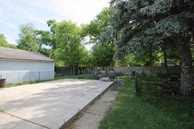 420 14th Street S, Moorhead, MN 56560