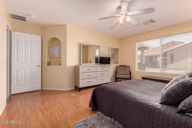 1362 E Cherry Hills Drive, Chandler, AZ 85249