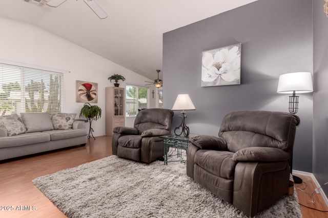 1362 E Cherry Hills Drive, Chandler, AZ 85249