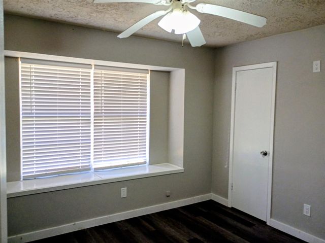 7818 Hiawatha Street, Baytown, TX 77521