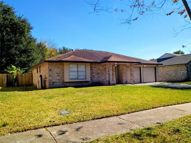 7818 Hiawatha Street, Baytown, TX 77521