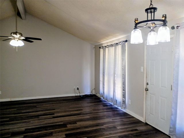 7818 Hiawatha Street, Baytown, TX 77521