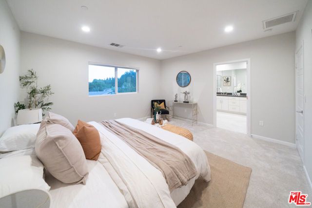 15602 Lilli Way, Van Nuys (los Angeles), CA 91406