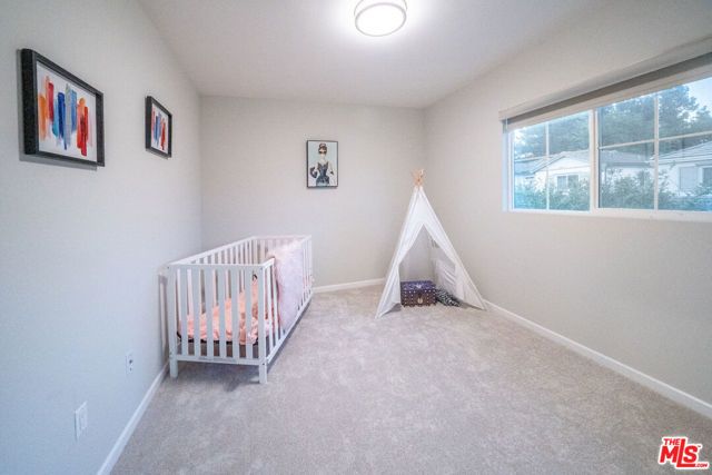 15602 Lilli Way, Van Nuys (los Angeles), CA 91406