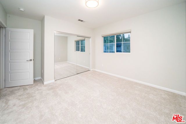 15602 Lilli Way, Van Nuys (los Angeles), CA 91406