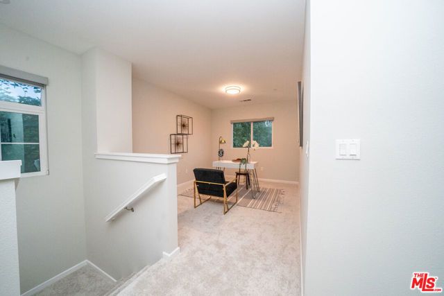15602 Lilli Way, Van Nuys (los Angeles), CA 91406