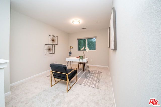 15602 Lilli Way, Van Nuys (los Angeles), CA 91406