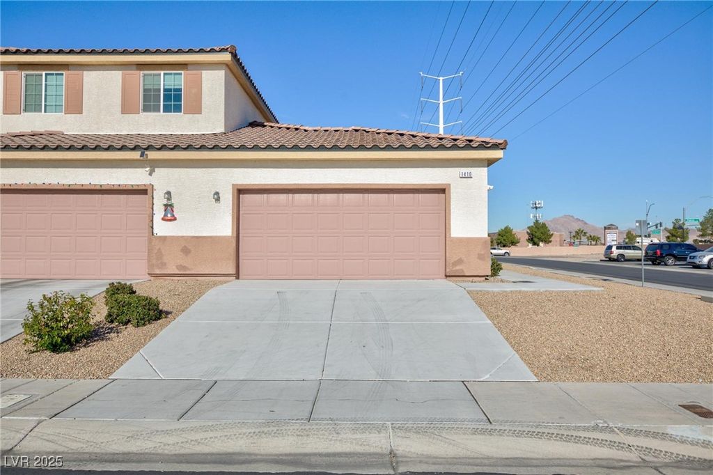 1410 Pink Dawn Drive, Henderson, NV 89014