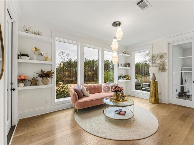 255 Cicely Way, Tyrone, GA 30290