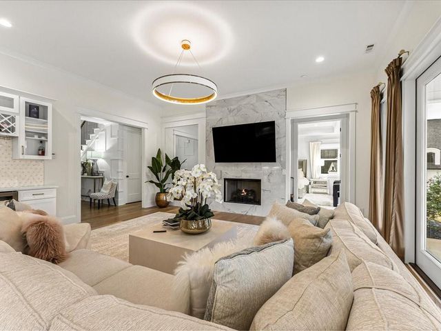 255 Cicely Way, Tyrone, GA 30290