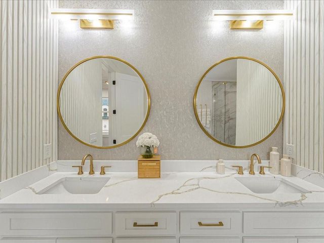 255 Cicely Way, Tyrone, GA 30290