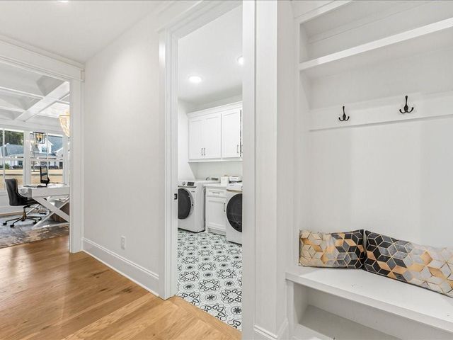 255 Cicely Way, Tyrone, GA 30290