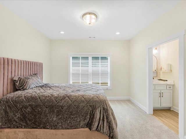 255 Cicely Way, Tyrone, GA 30290