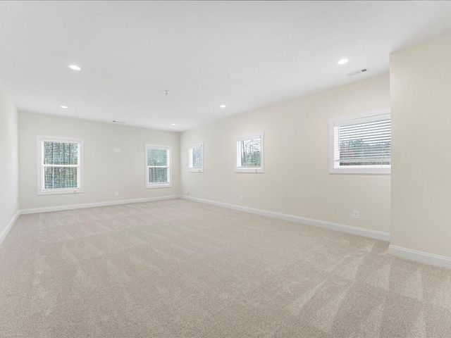 255 Cicely Way, Tyrone, GA 30290