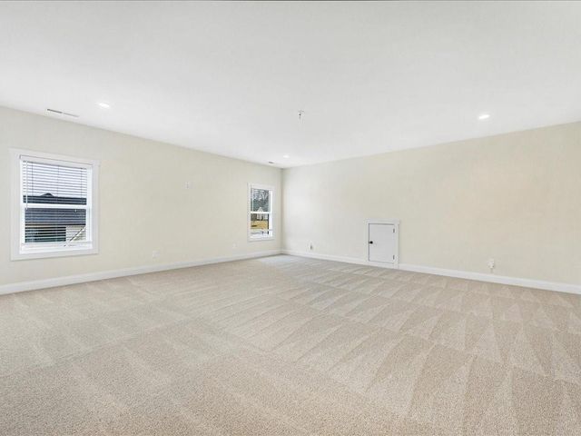 255 Cicely Way, Tyrone, GA 30290