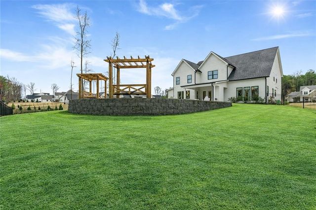 255 Cicely Way, Tyrone, GA 30290