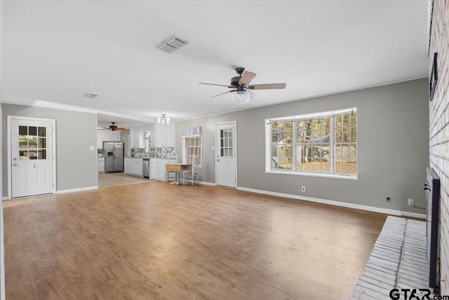 2005 Happy Street, Mt Pleasant, TX 75455