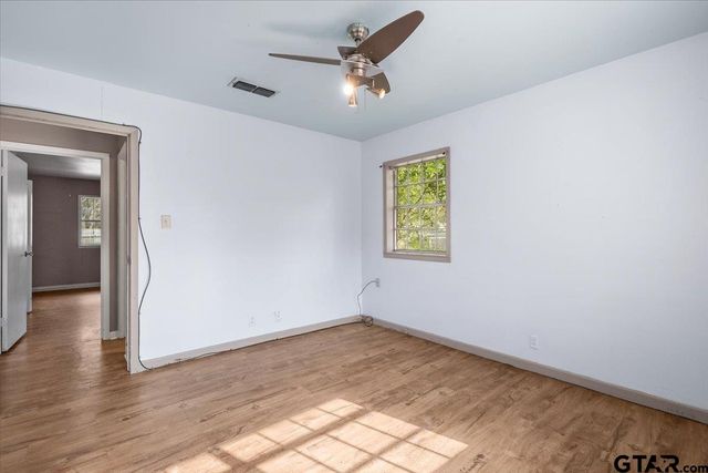 2005 Happy Street, Mt Pleasant, TX 75455