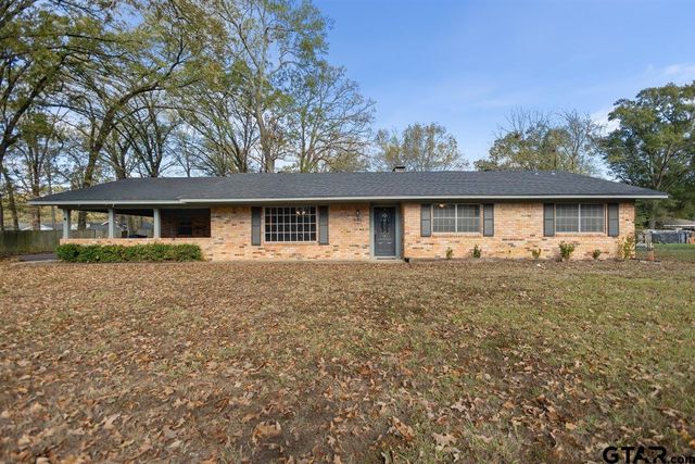 2005 Happy Street, Mt Pleasant, TX 75455