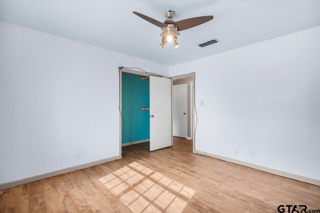 2005 Happy Street, Mt Pleasant, TX 75455