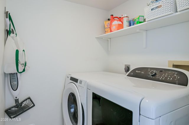 16041 N 31ST Street 14, Phoenix, AZ 85032