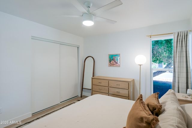 16041 N 31ST Street 14, Phoenix, AZ 85032