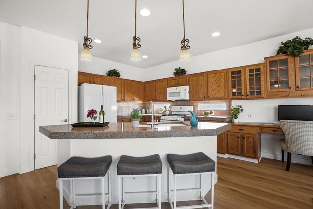 9942 Valderama Way, Sacramento, CA 95829