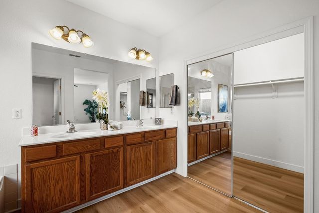 9942 Valderama Way, Sacramento, CA 95829