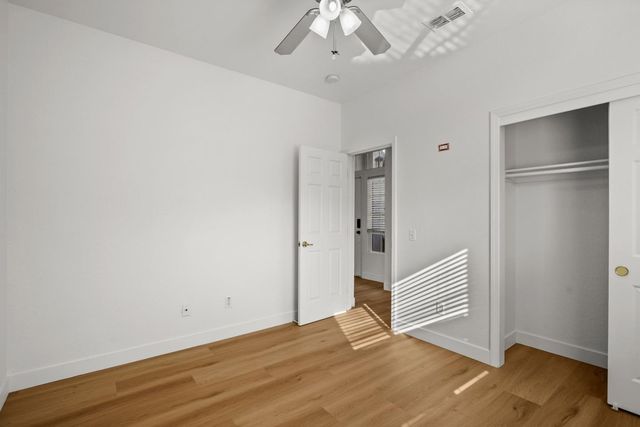 9942 Valderama Way, Sacramento, CA 95829