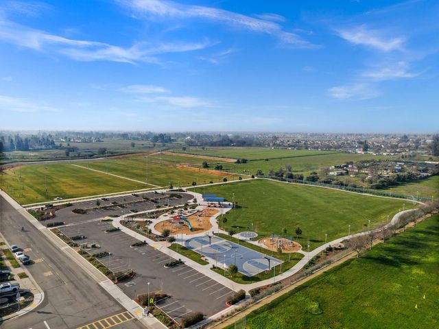 9942 Valderama Way, Sacramento, CA 95829