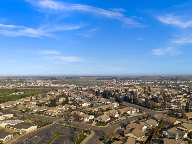 9942 Valderama Way, Sacramento, CA 95829