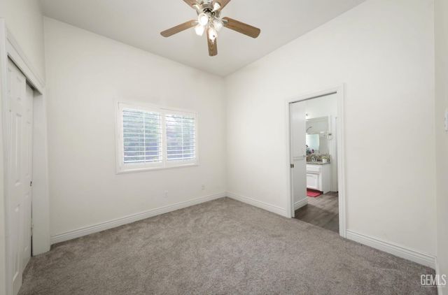 10505 Finchley Drive, Bakersfield, CA 93311