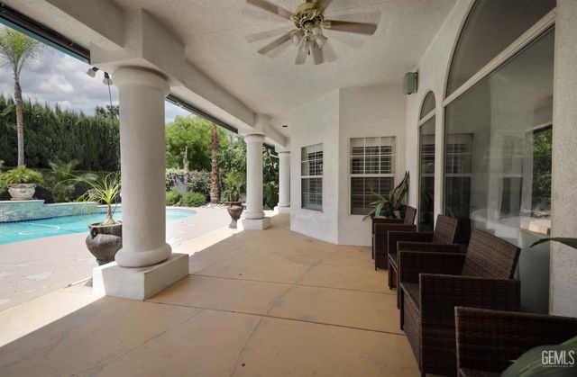 10505 Finchley Drive, Bakersfield, CA 93311