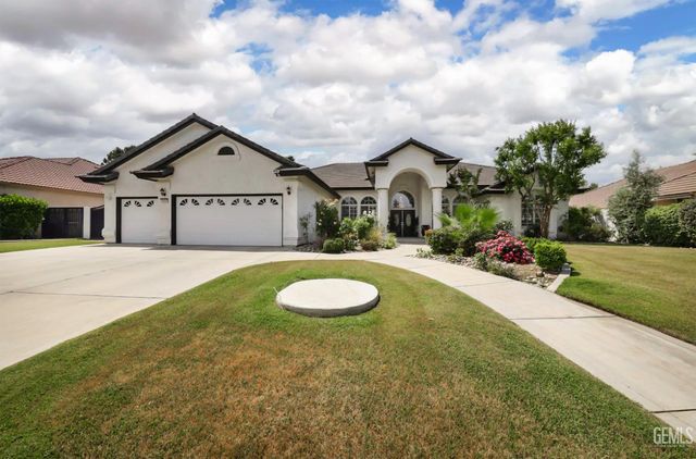 10505 Finchley Drive, Bakersfield, CA 93311