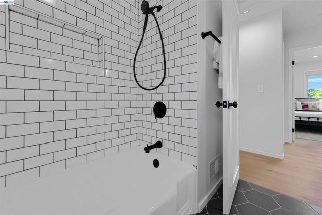 3740 Sky Ct, San Mateo, CA 94403