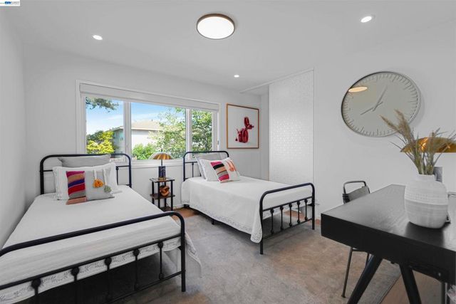 3740 Sky Ct, San Mateo, CA 94403