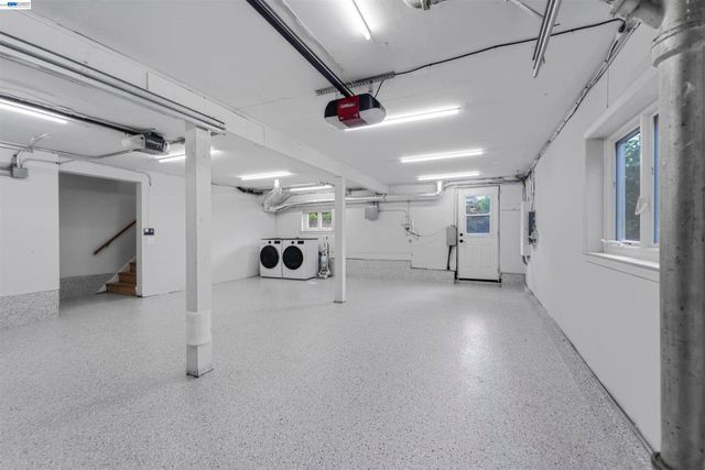 3740 Sky Ct, San Mateo, CA 94403