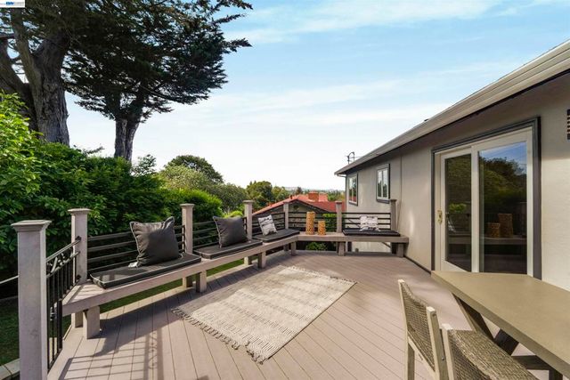 3740 Sky Ct, San Mateo, CA 94403